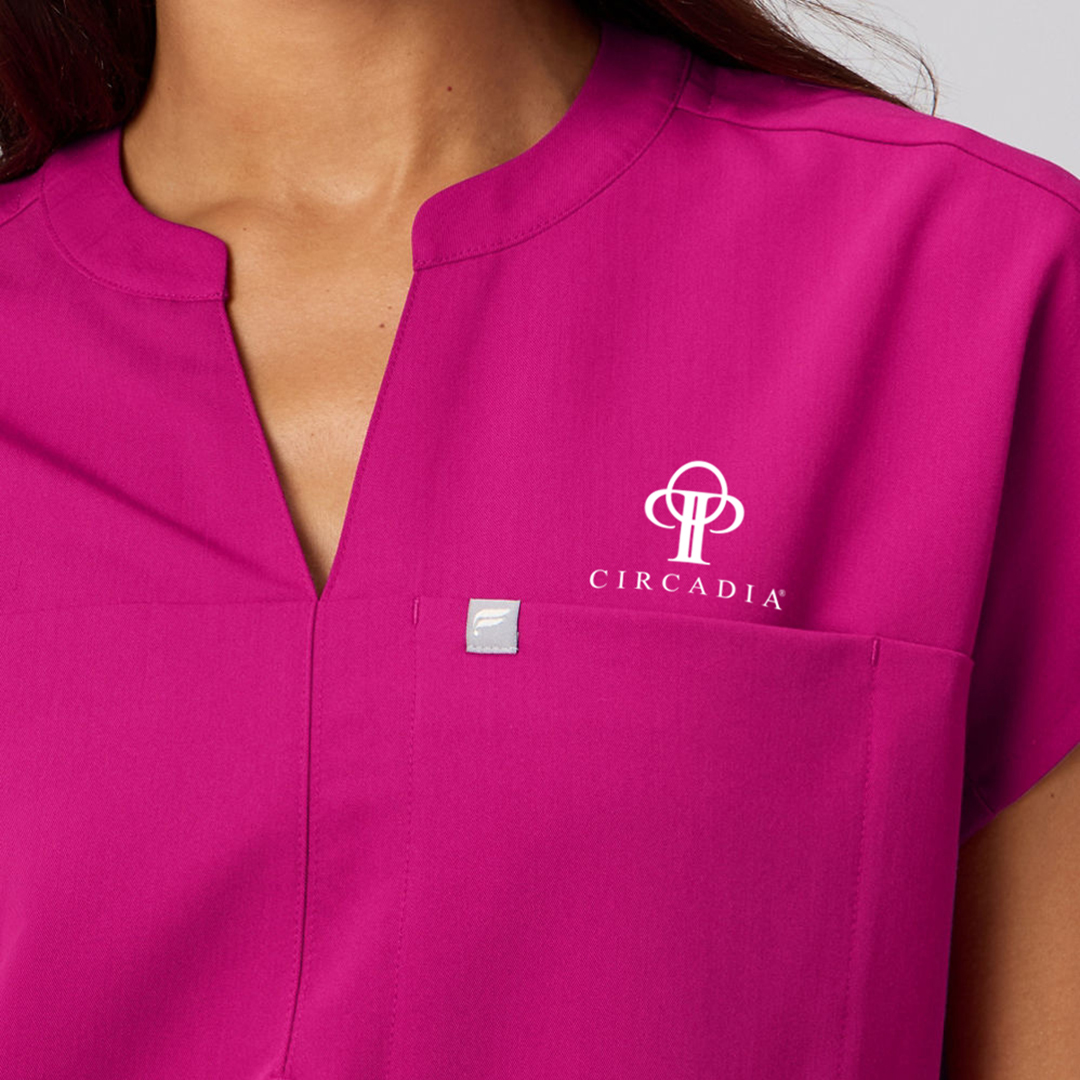 Circadia x Fabletics Women's Evolve Oversized Scrub Top - Image 3