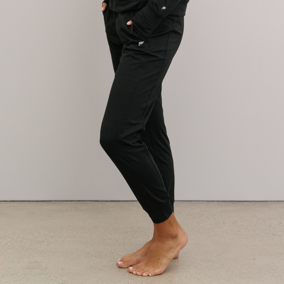 Circadia x Fabletics Women's Cloud Jersey Jogger - Ingredients and Details