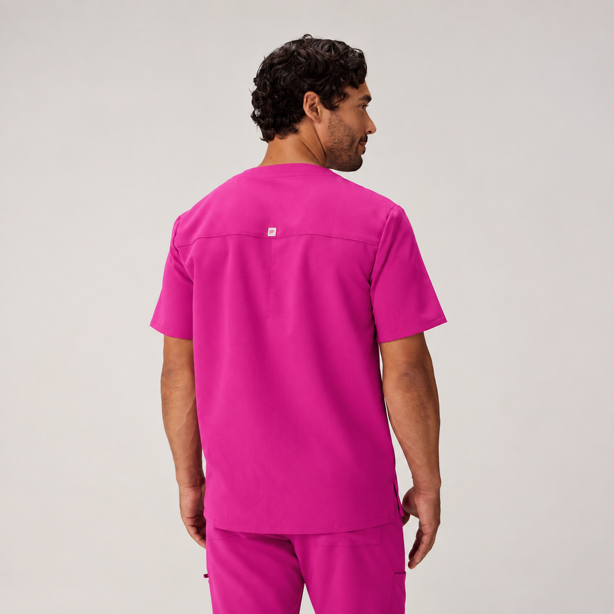Circadia x Fabletics Men's Helix 1-Pocket Scrub Top